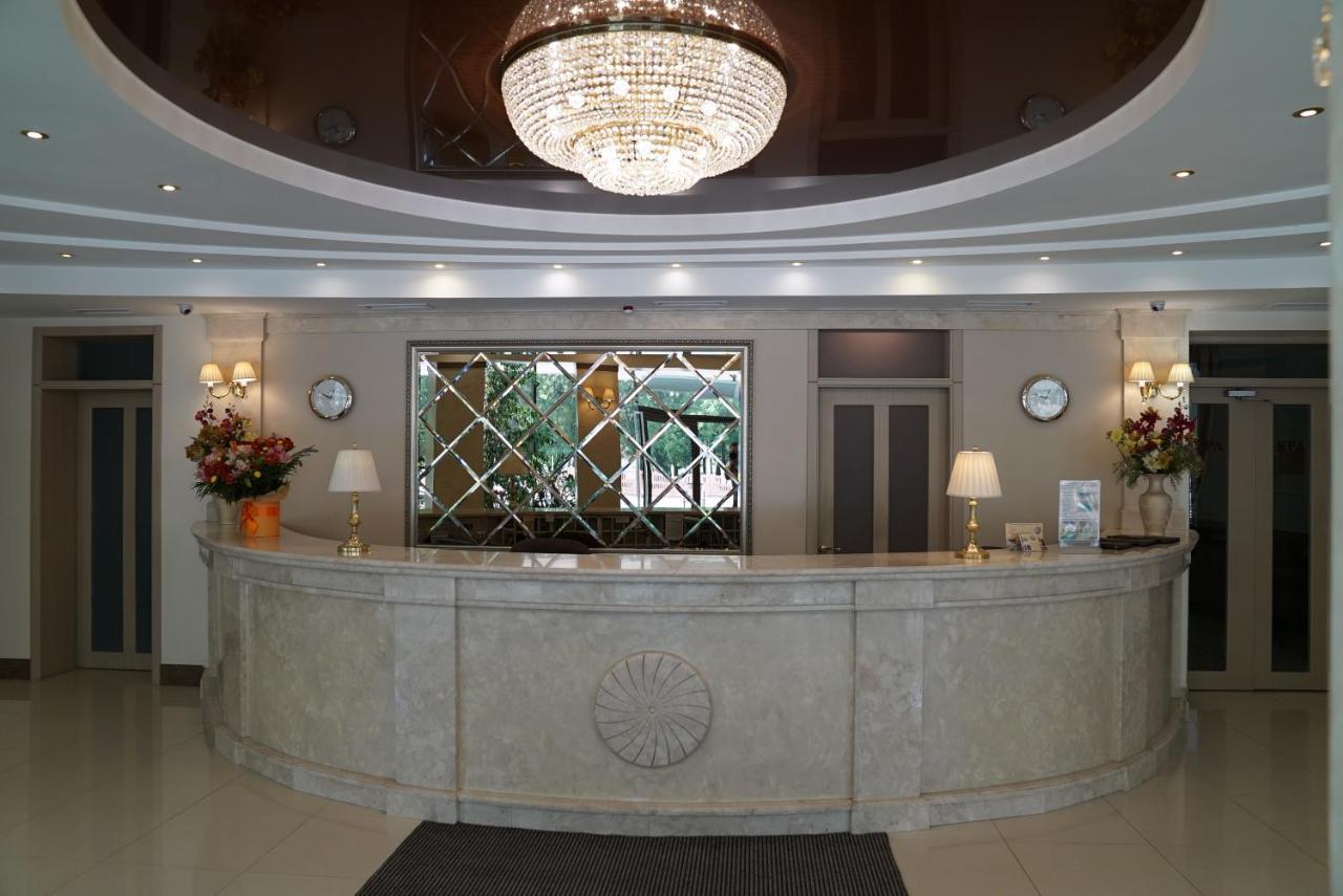 Mercury Hotel Харков Екстериор снимка