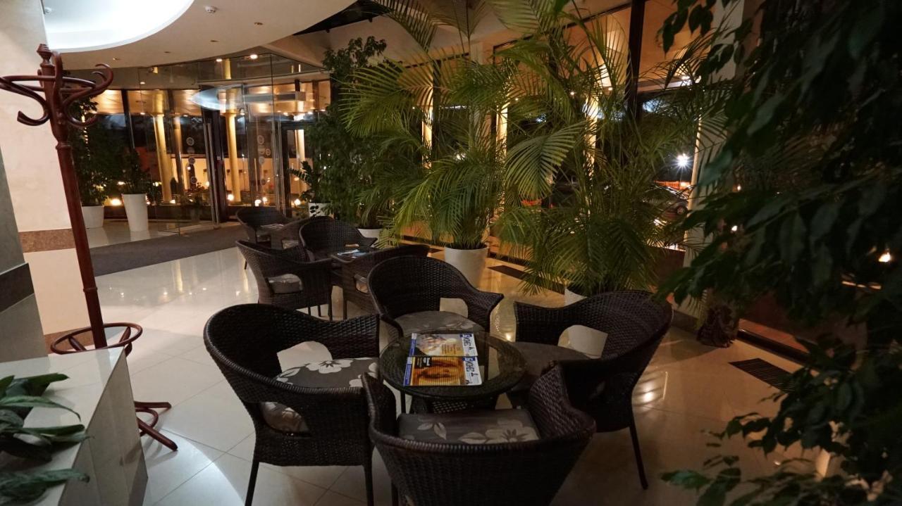Mercury Hotel Харков Екстериор снимка