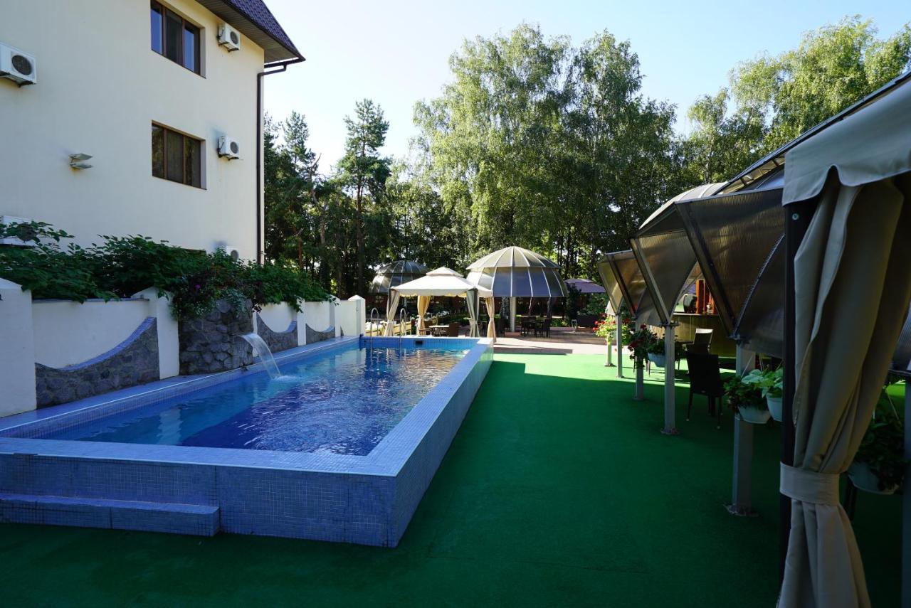 Mercury Hotel Харков Екстериор снимка
