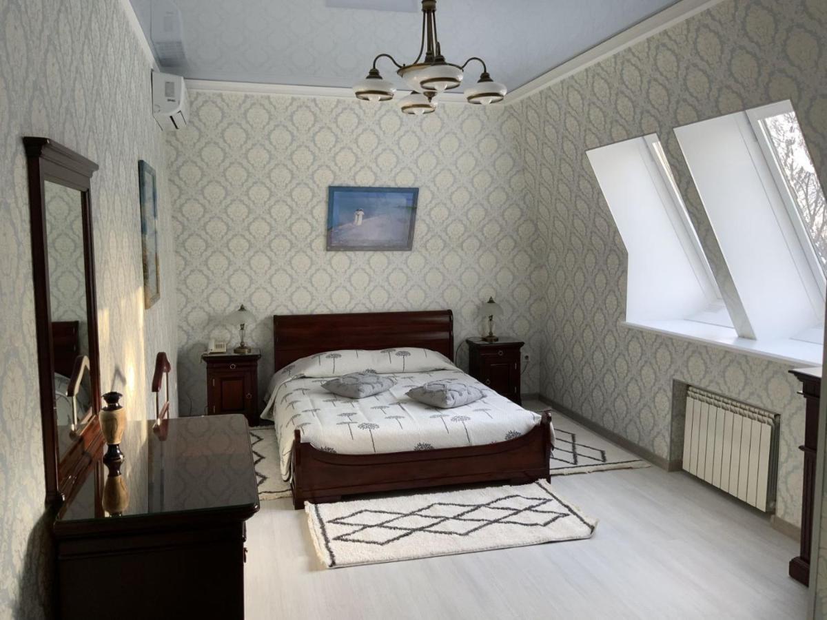 Mercury Hotel Харков Екстериор снимка