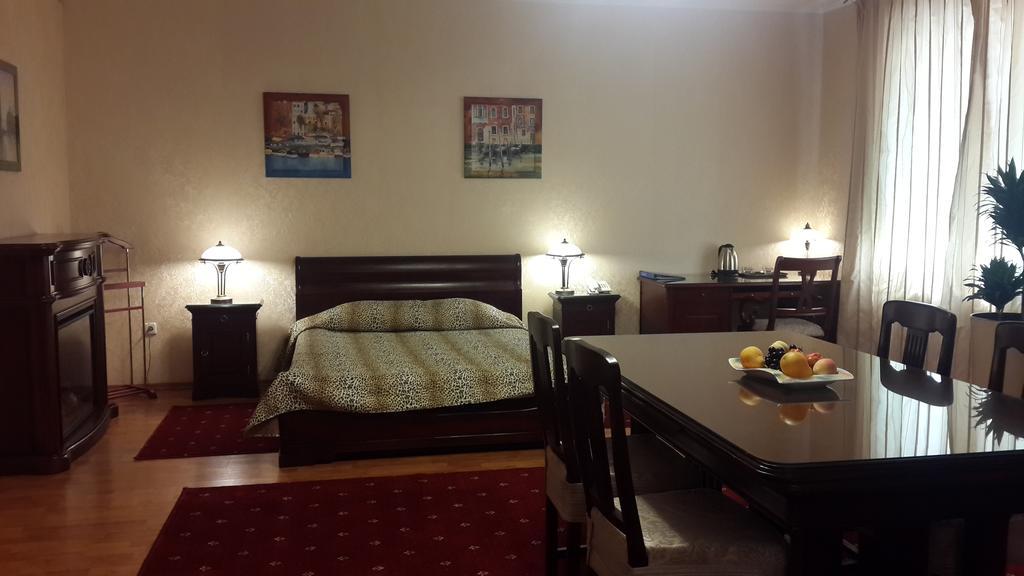 Mercury Hotel Харков Екстериор снимка