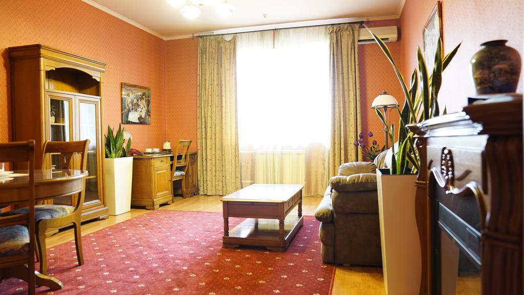 Mercury Hotel Харков Екстериор снимка