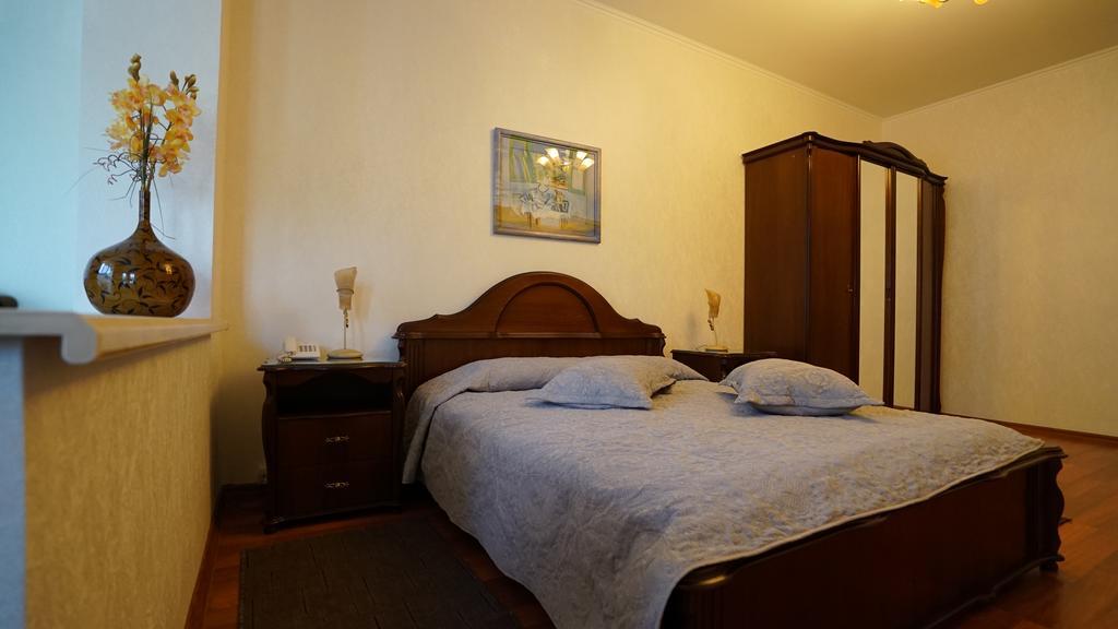 Mercury Hotel Харков Екстериор снимка