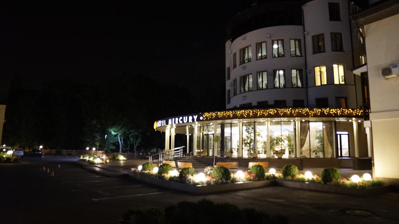 Mercury Hotel Харков Екстериор снимка