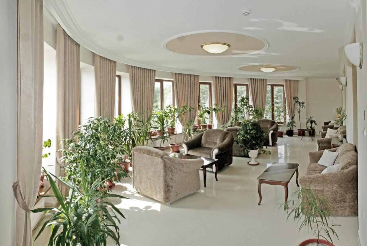 Mercury Hotel Харков Екстериор снимка